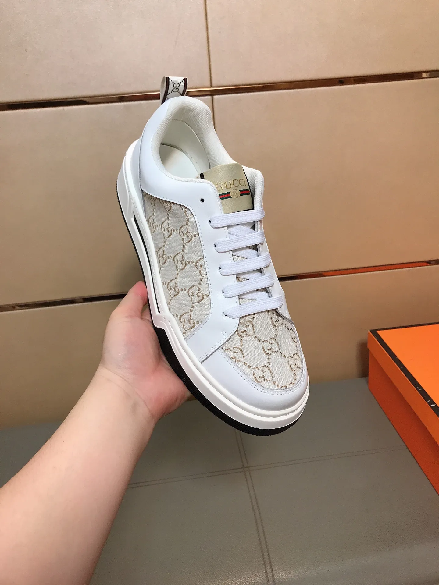 Ex-factory price 400 ⌚️⌚️[GUCCI] Gucci men’s casual shoes are absolutely popular 🔥The ultimate matching item for trendy men! Irresistible charm of super texture, the main recommendation, the upper is made of high-quality cowhide + printed fabric, sheep lining feet, wear-resistant rubber sole, noble and elegant! Extremely comfortable🎁🎁You can be as handsome as you want💪 Size 38-44!